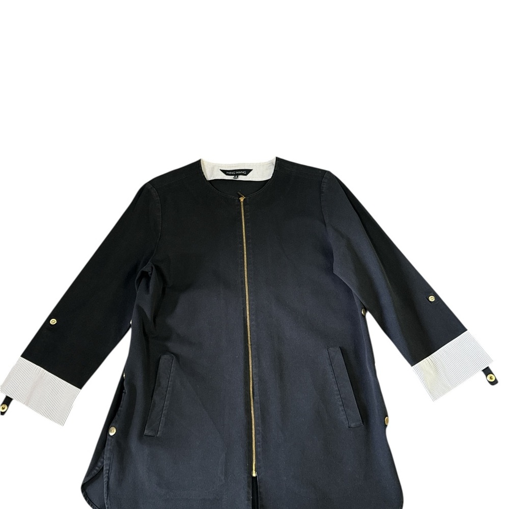 Ming Wang Chic Zipped Black Jacket with Gold Accents